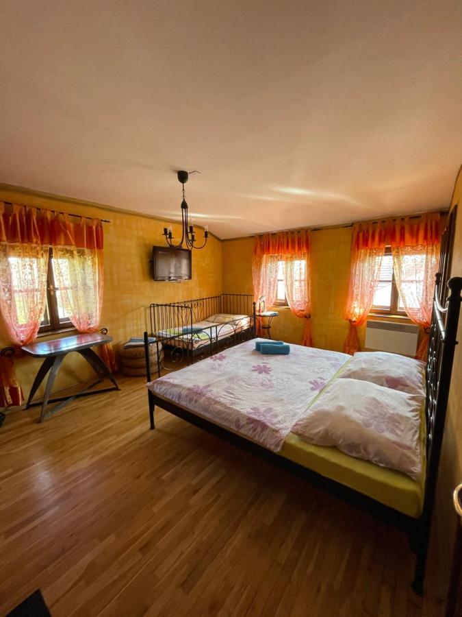 Pension Fajka Mikulov Exterior foto